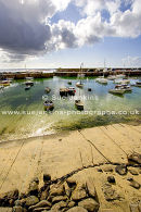 incoming tide, Mousehole
